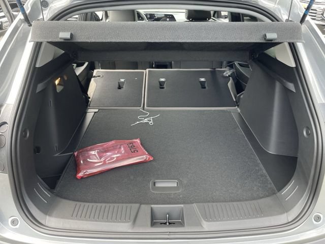 New 2026 Chevrolet Trax ACTIV w/ Sunroof Package FWD image 25