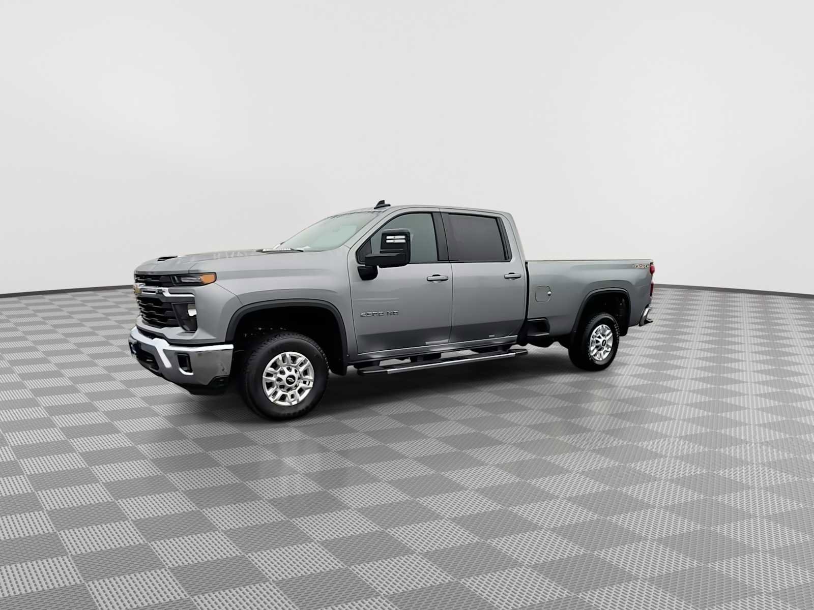Used 2025 Chevrolet Silverado 2500 LT w/ Convenience Package image 4