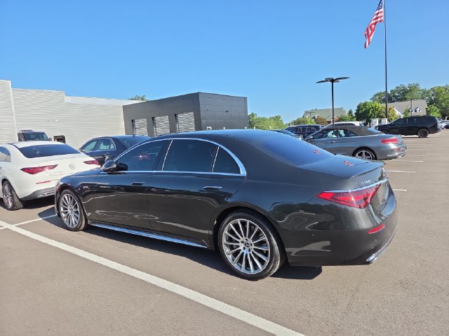 Used 2021 Mercedes-Benz S 580 4MATIC Sedan image 4