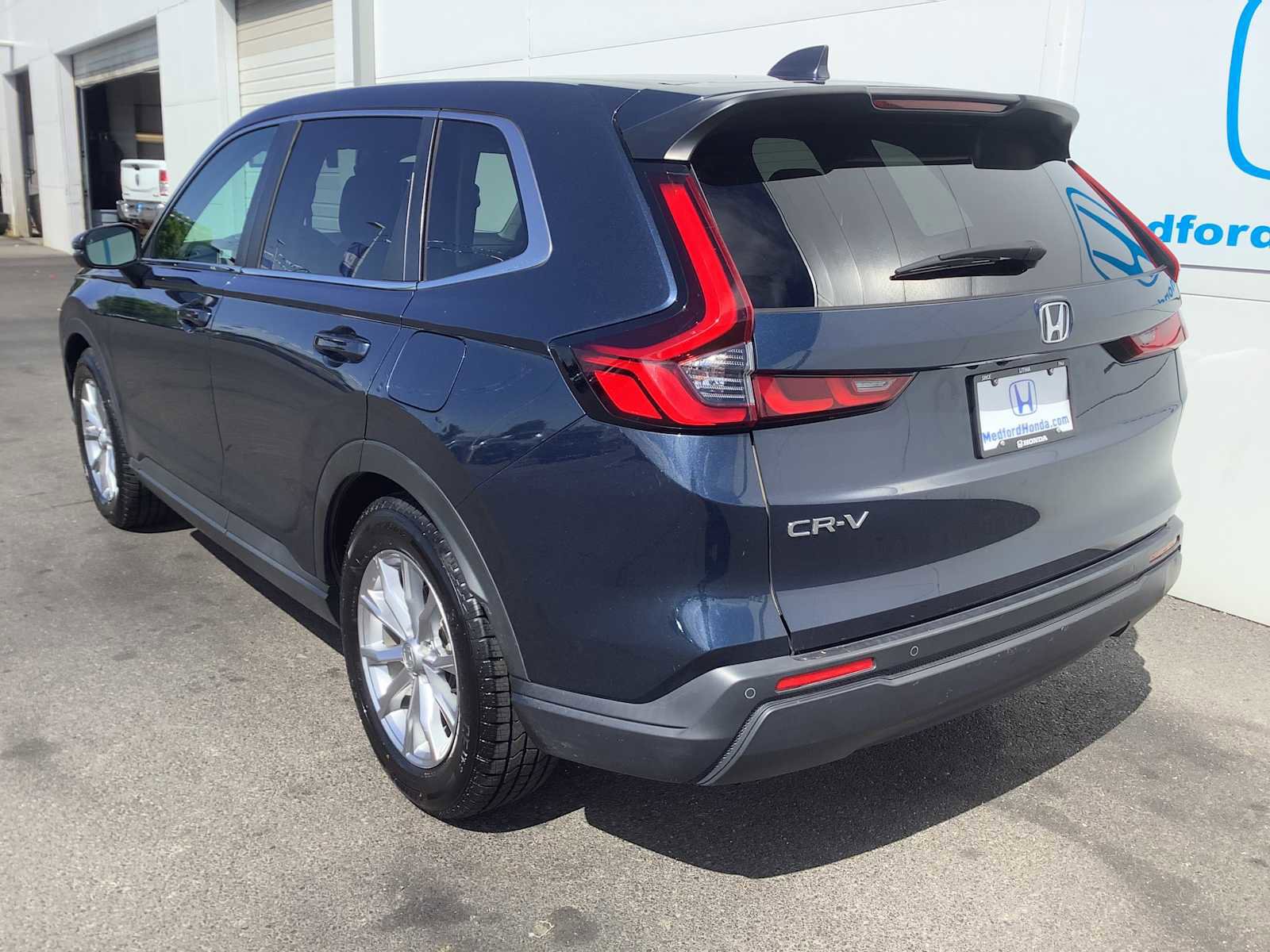 Certified 2023 Honda CR-V EX-L image 4