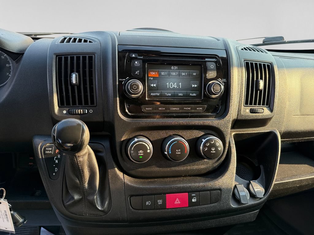 Used 2015 RAM ProMaster 2500 w/ Premium Appearance Group FWD image 24