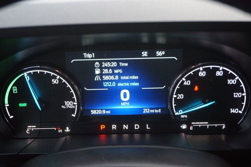 Used 2024 Ford Maverick Lariat image 26