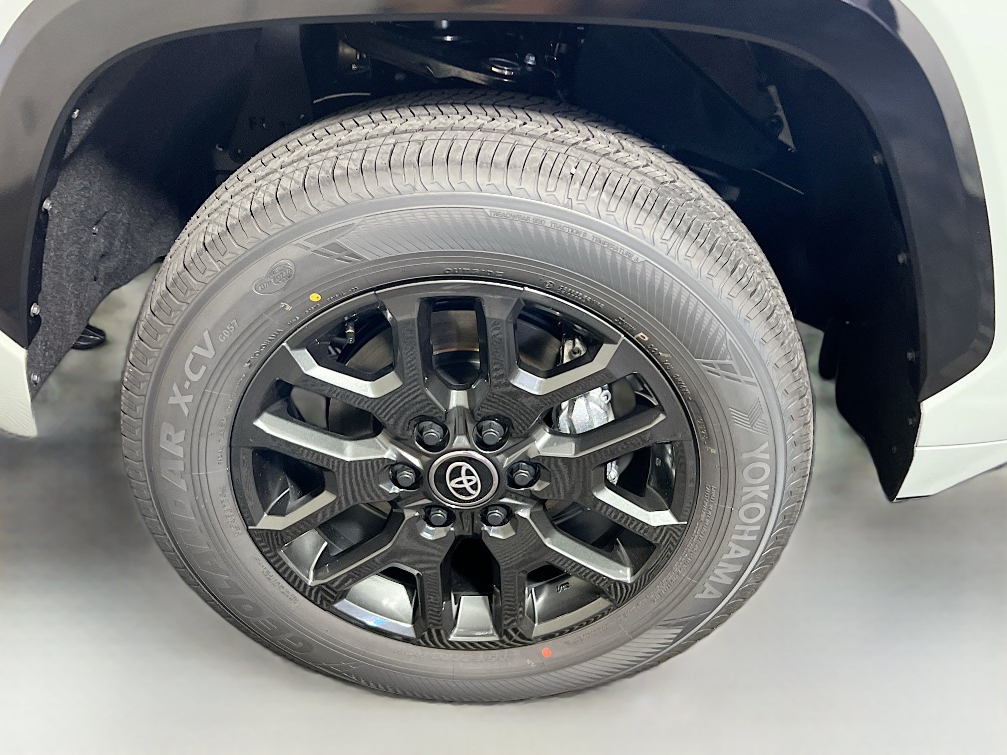 New 2026 Toyota Tundra Platinum AWD/4WD image 13