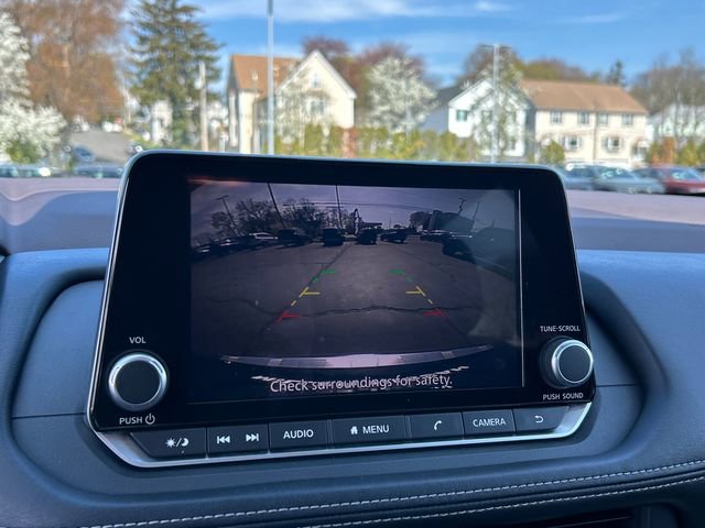 Certified 2023 Nissan Rogue SV image 17