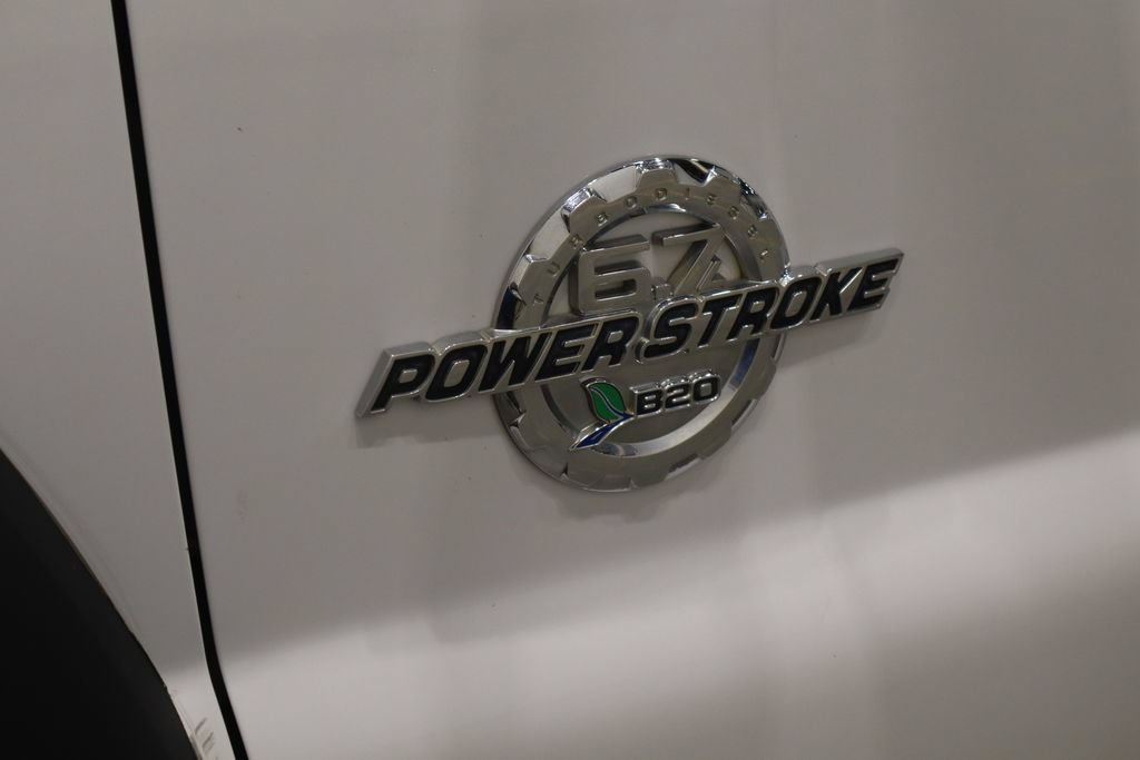 Used 2016 Ford F550 2WD Regular Cab Super Duty image 25
