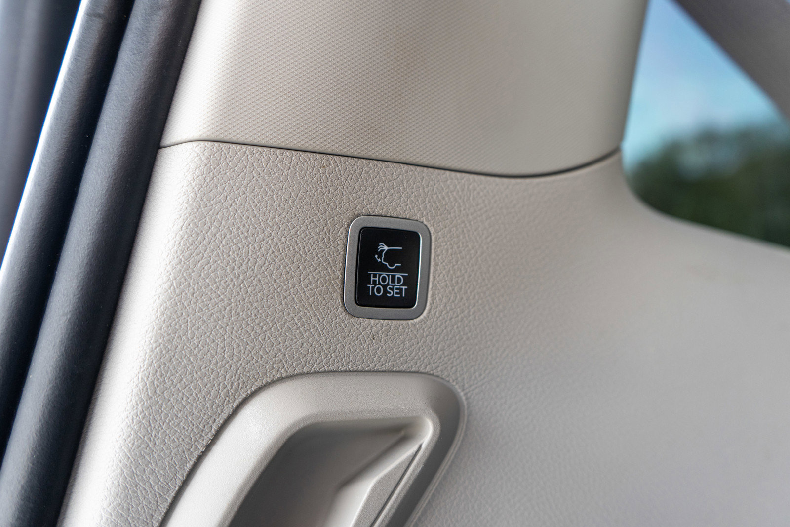 Used 2023 Jeep Wagoneer 4WD w/ Convenience Group I image 10