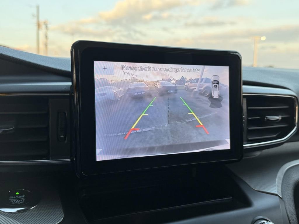 Used 2020 Ford Explorer XLT w/ Equipment Group 202A image 23