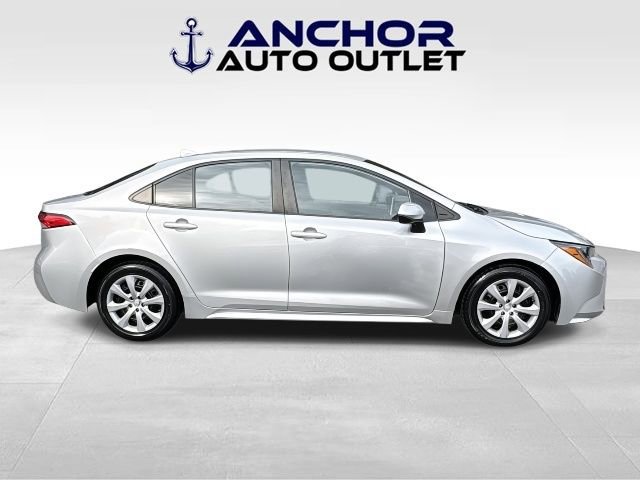 Used 2021 Toyota Corolla LE FWD image 6