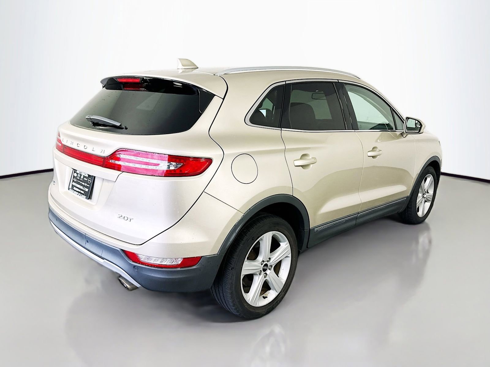 Used 2017 Lincoln MKC Premiere FWD image 7