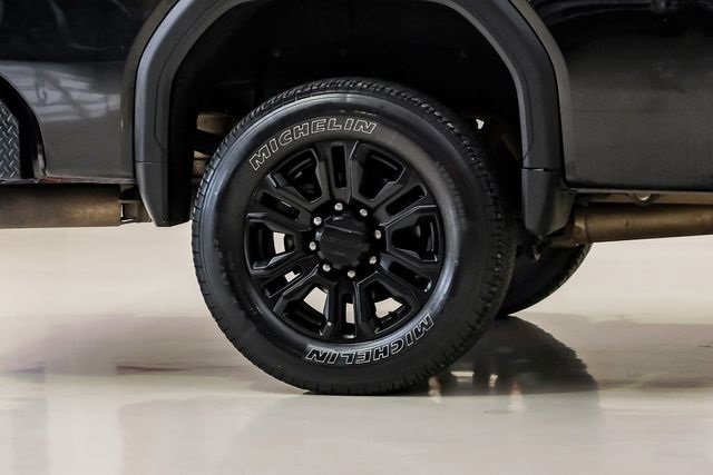 Used 2022 GMC Sierra 3500 Denali w/ Denali Black Diamond Edition image 47