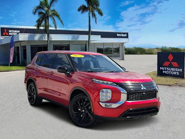 Used 2024 Mitsubishi Outlander SE FWD image 1