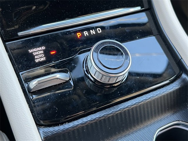 Used 2024 Jeep Grand Cherokee Limited image 31