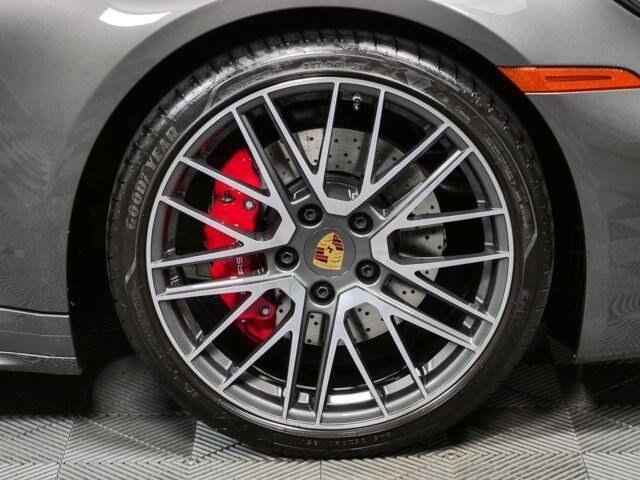Certified 2023 Porsche 911 Targa 4S AWD/4WD image 38