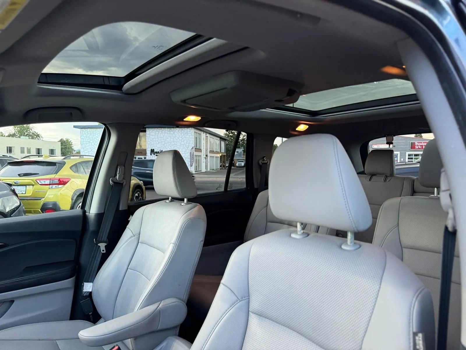 Used 2020 Honda Pilot Elite image 13