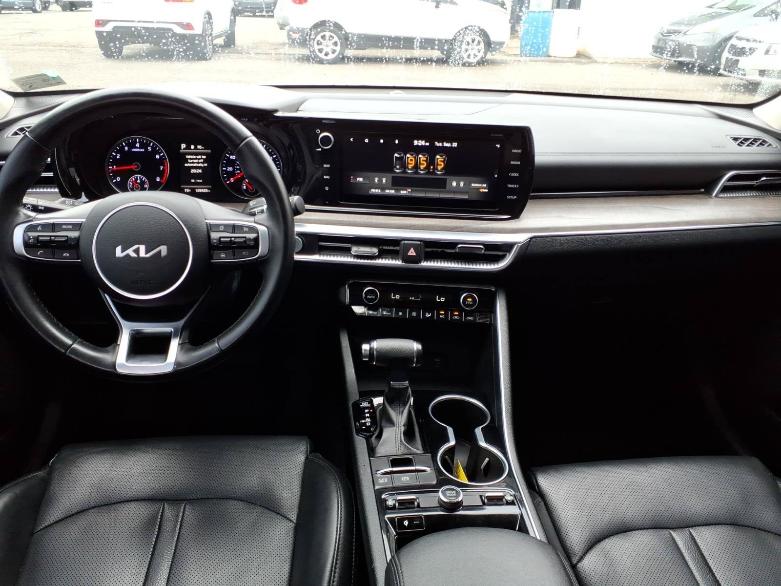 Used 2022 Kia K5 EX FWD image 7