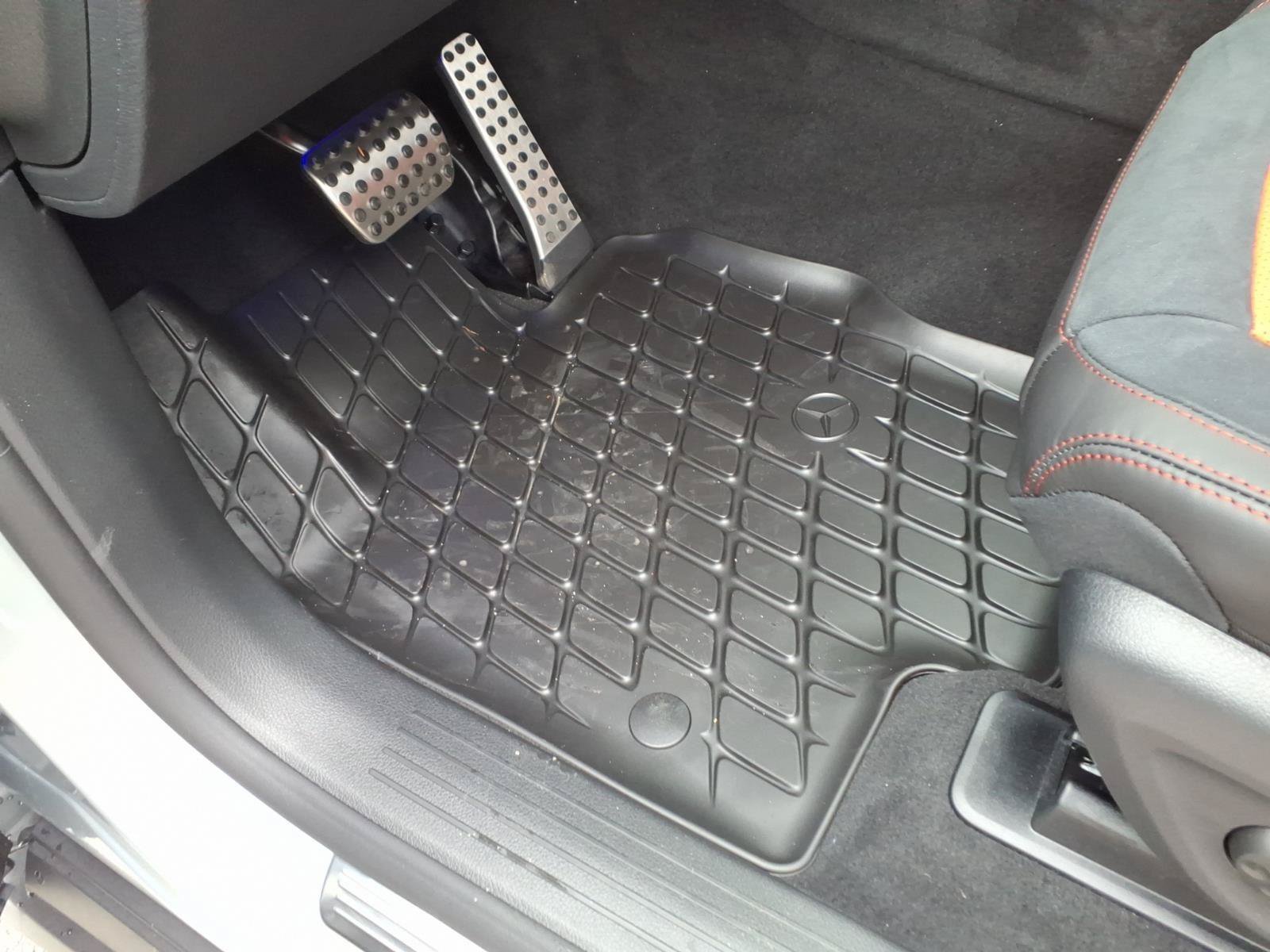 New 2026 Mercedes-Benz GLE 53 AMG 4MATIC Coupe image 17