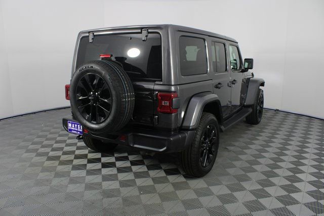 Used 2025 Jeep Wrangler Unlimited Sahara image 23