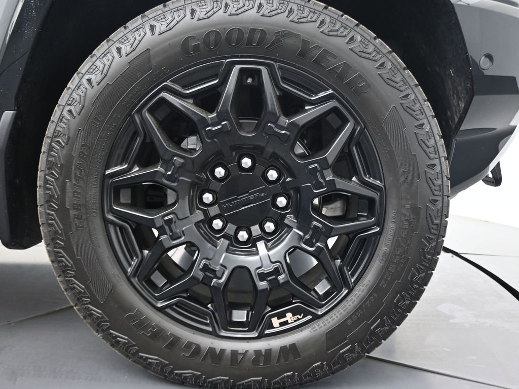 Used 2025 GMC Hummer EV 2X image 11