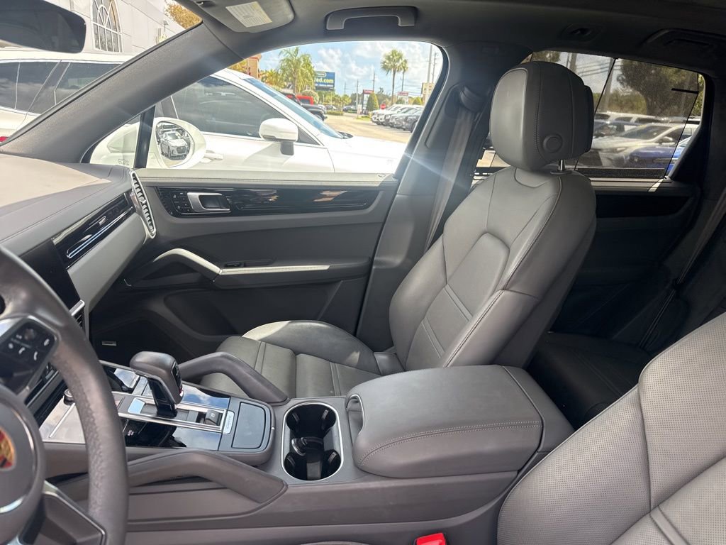 Used 2021 Porsche Cayenne S image 13