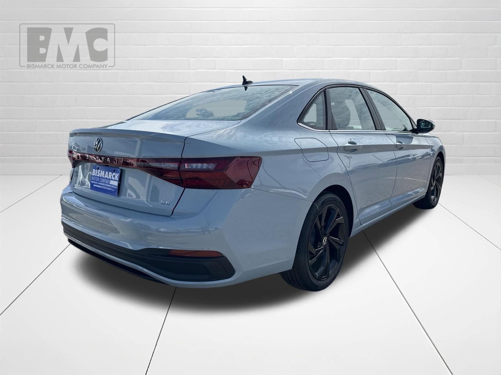 New 2026 Volkswagen Jetta SE image 3