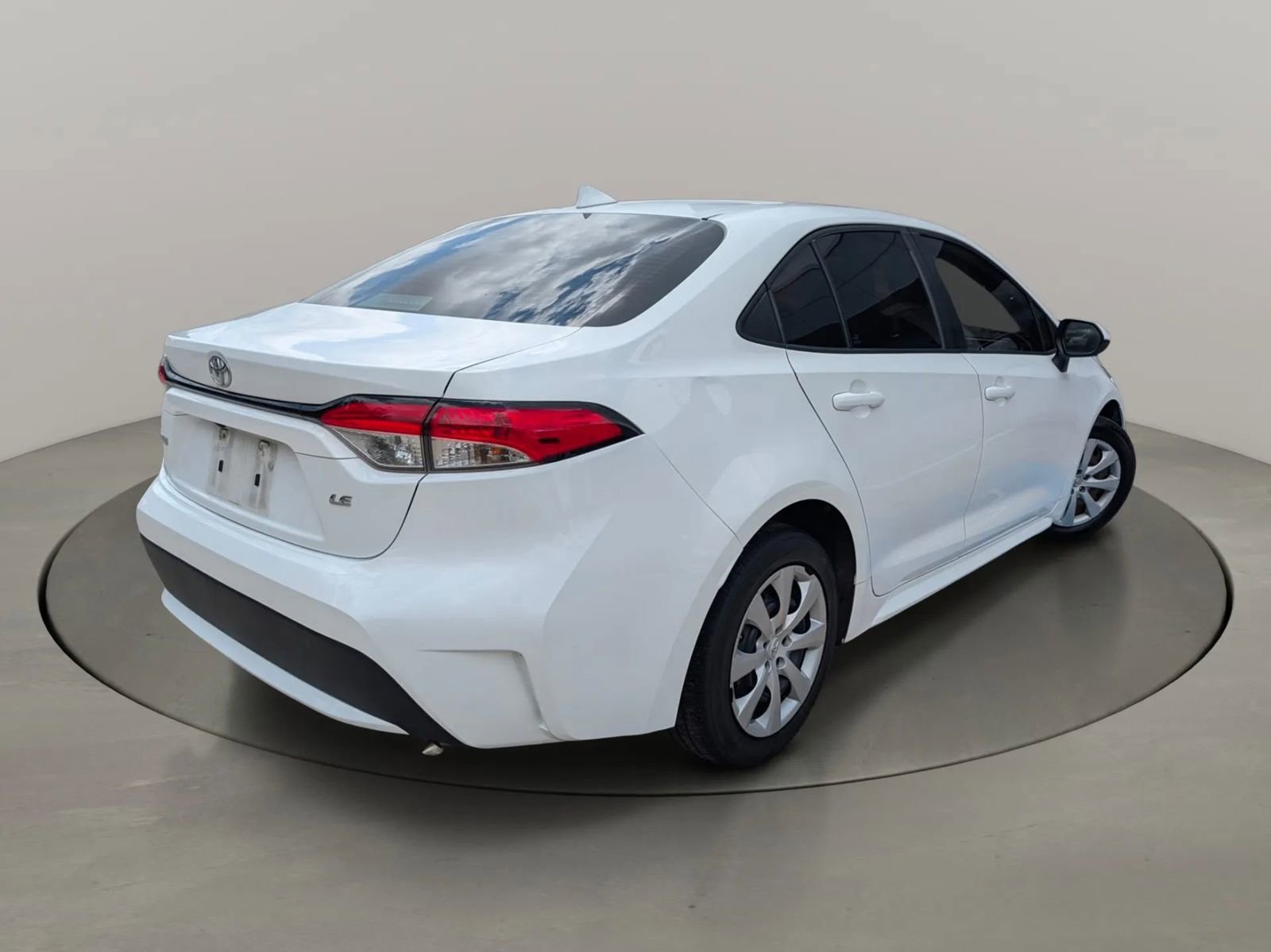 Used 2020 Toyota Corolla LE FWD image 5