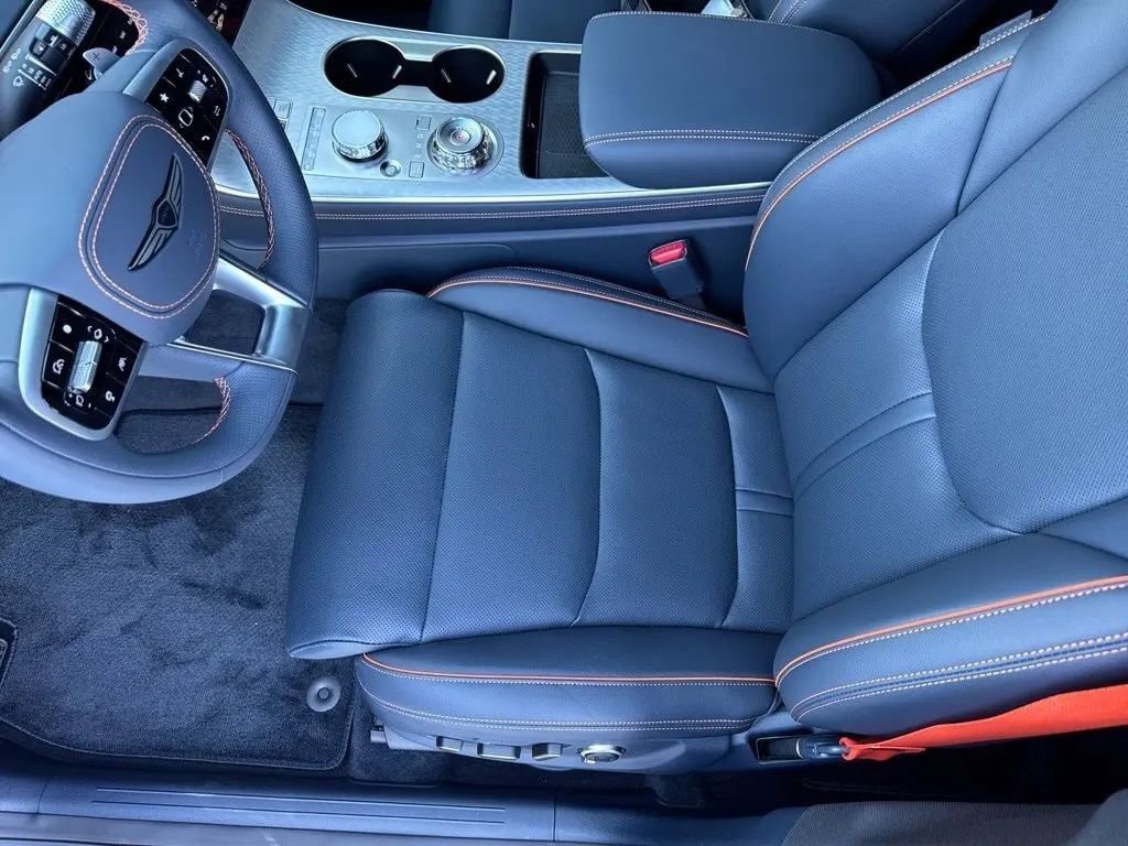 New 2026 Genesis GV70 2.5T Sport Prestige AWD/4WD image 14