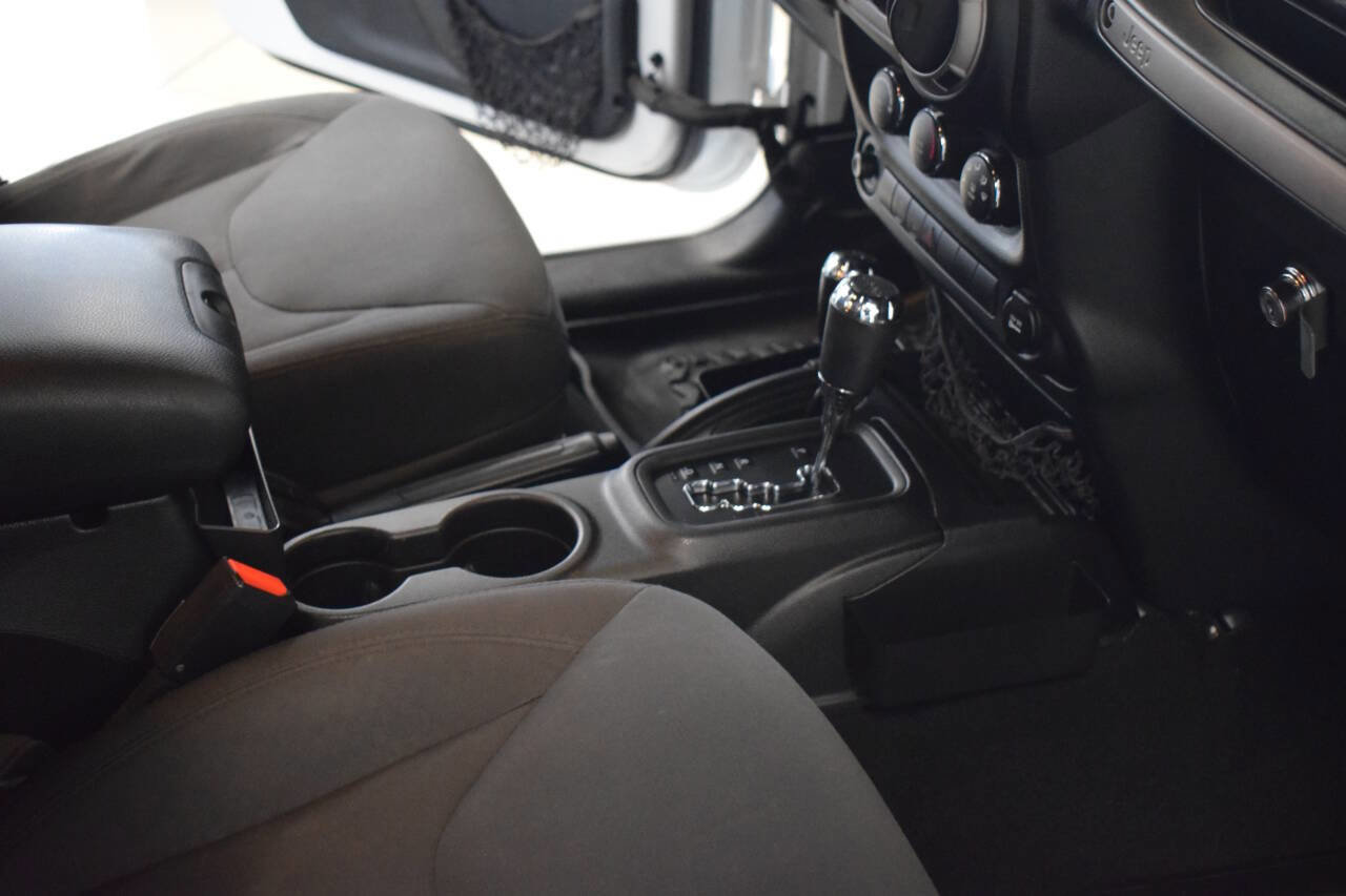 Used 2015 Jeep Wrangler Unlimited Sport w/ Quick Order Package 24S image 41