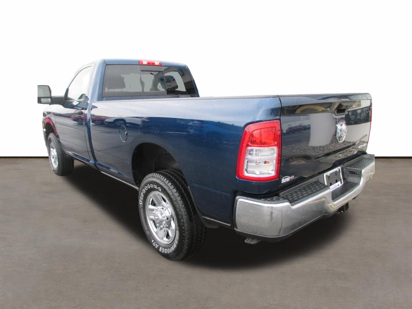 Used 2024 RAM 2500 Tradesman w/ Chrome Appearance Group AWD/4WD image 3