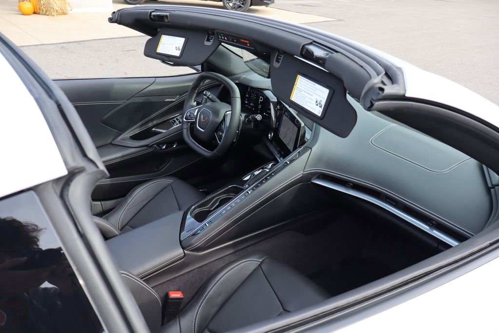 Used 2024 Chevrolet Corvette Stingray Coupe w/ 1LT image 32