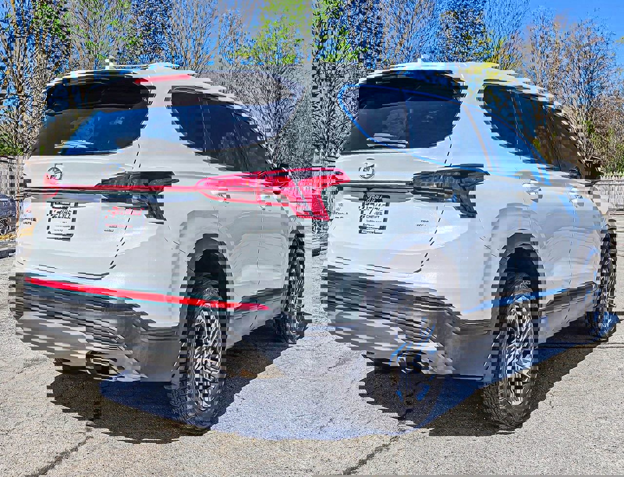 Used 2021 Hyundai Santa Fe SE w/ Cargo Package image 6