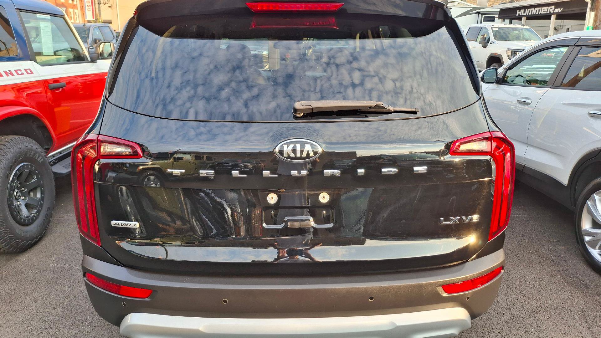 Used 2020 Kia Telluride LX AWD/4WD image 5