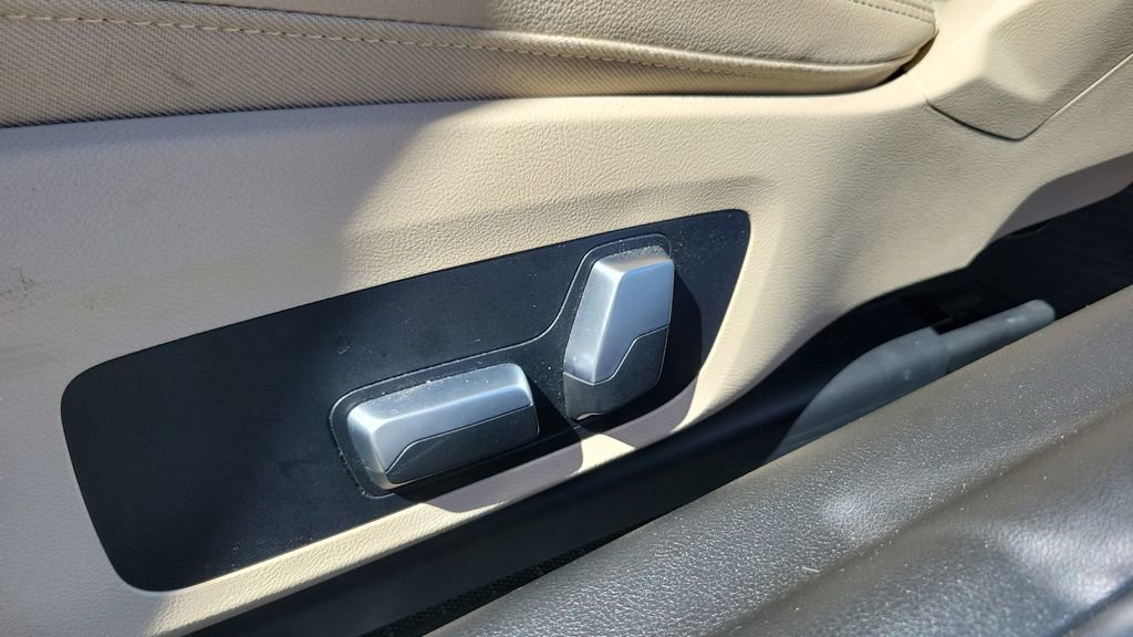 Used 2022 BMW M240i xDrive Coupe w/ Premium Package image 19