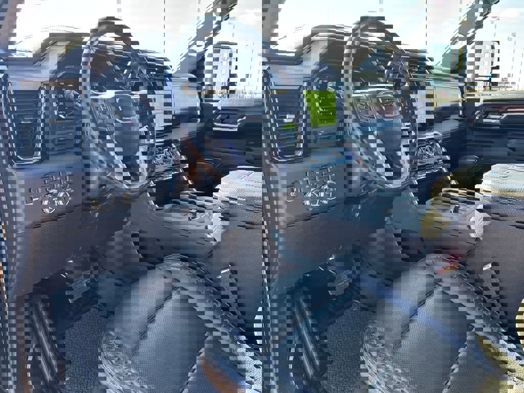 Used 2025 GMC Sierra 2500 Denali w/ Denali Reserve Package image 14