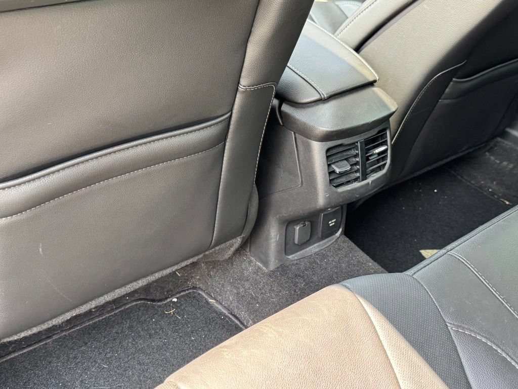 Used 2014 Ford Fusion Titanium AWD/4WD image 12