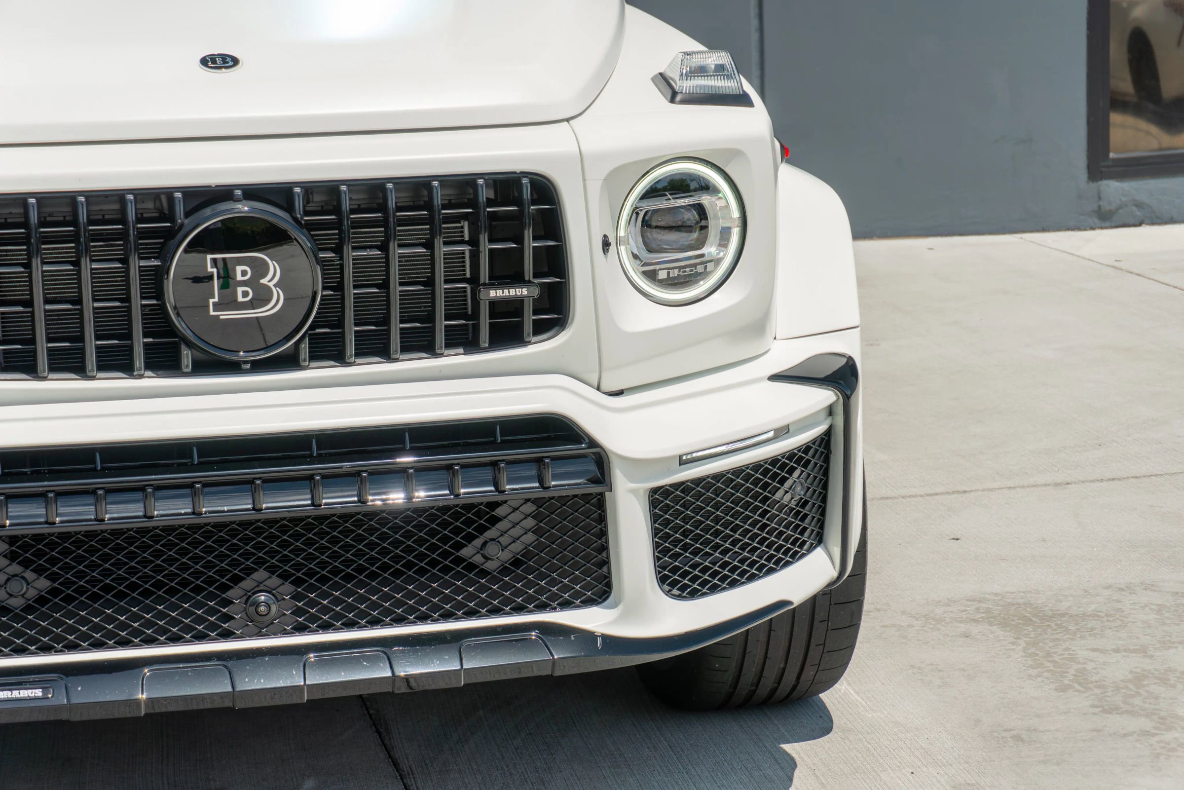 Used 2025 Mercedes-Benz G 63 AMG 4MATIC image 28