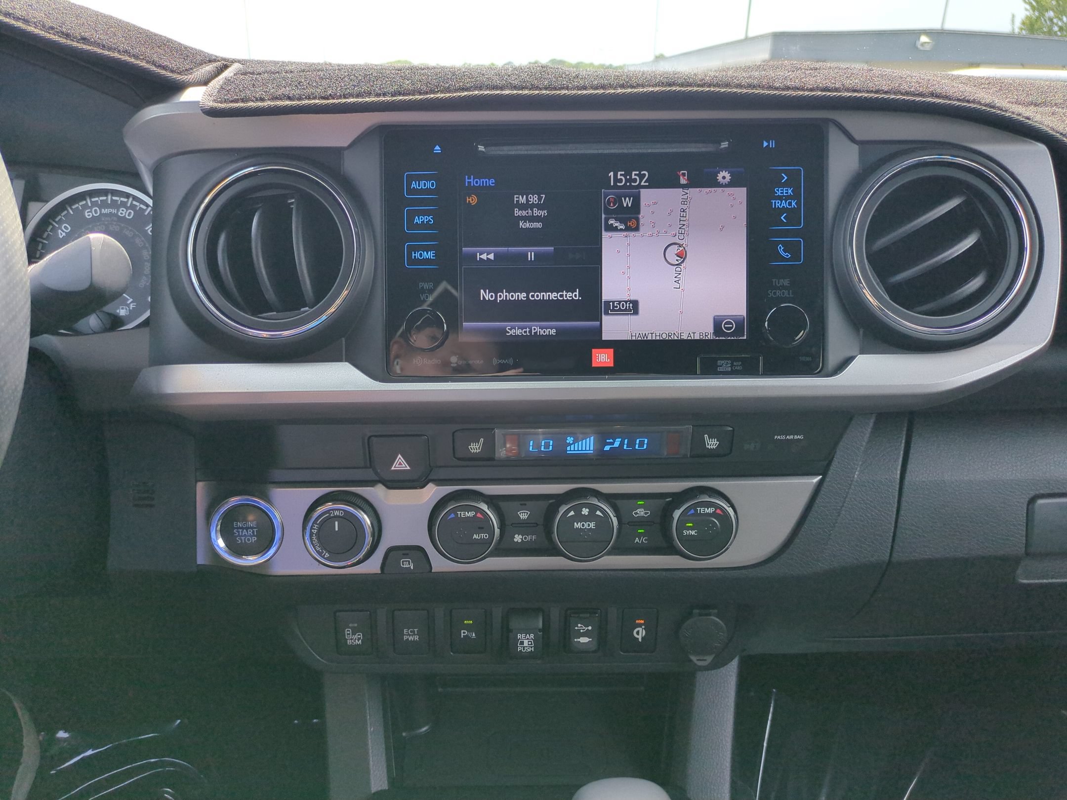 Used 2019 Toyota Tacoma Limited AWD/4WD image 23
