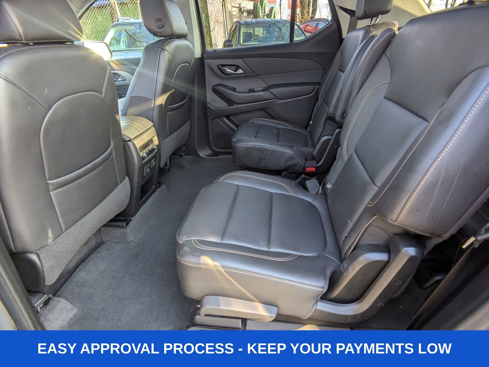 Used 2020 Chevrolet Traverse LT w/ LT Premium Package image 18