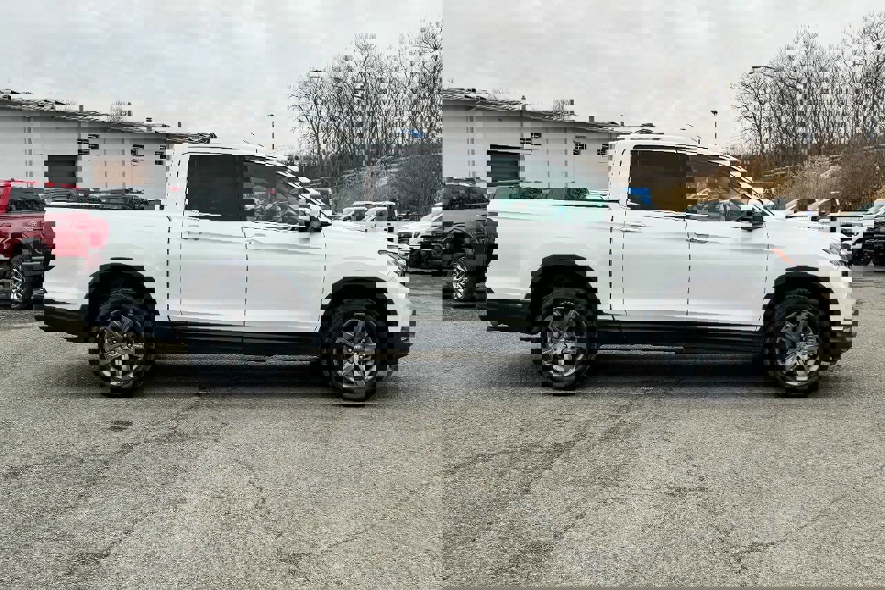 Used 2022 Honda Ridgeline RTL-E image 2