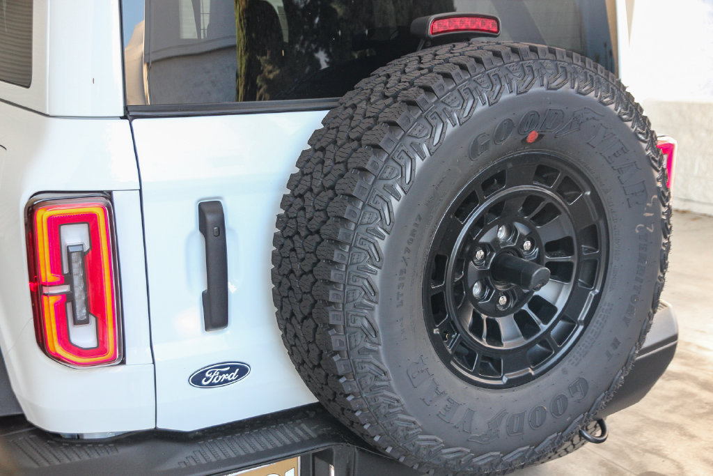 New 2026 Ford Bronco Badlands AWD/4WD image 10
