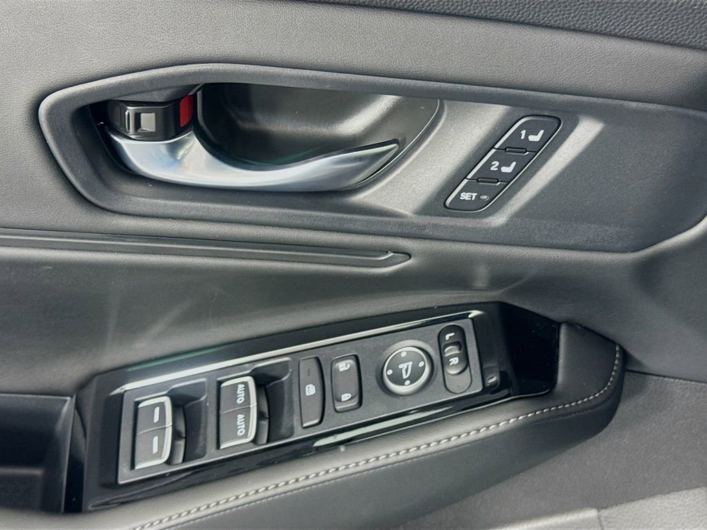 Used 2025 Honda Accord Touring image 24
