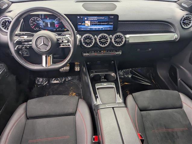 Certified 2025 Mercedes-Benz GLB 250 image 17