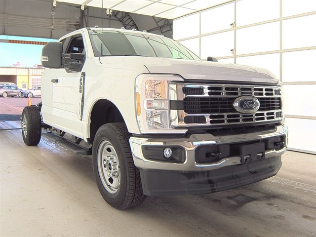 Used 2024 Ford F350 XL w/ XL Chrome Package image 3