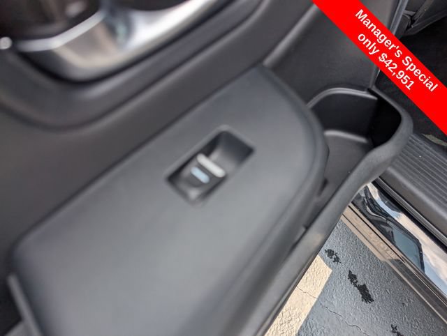 Used 2025 Honda Pilot TrailSport image 11