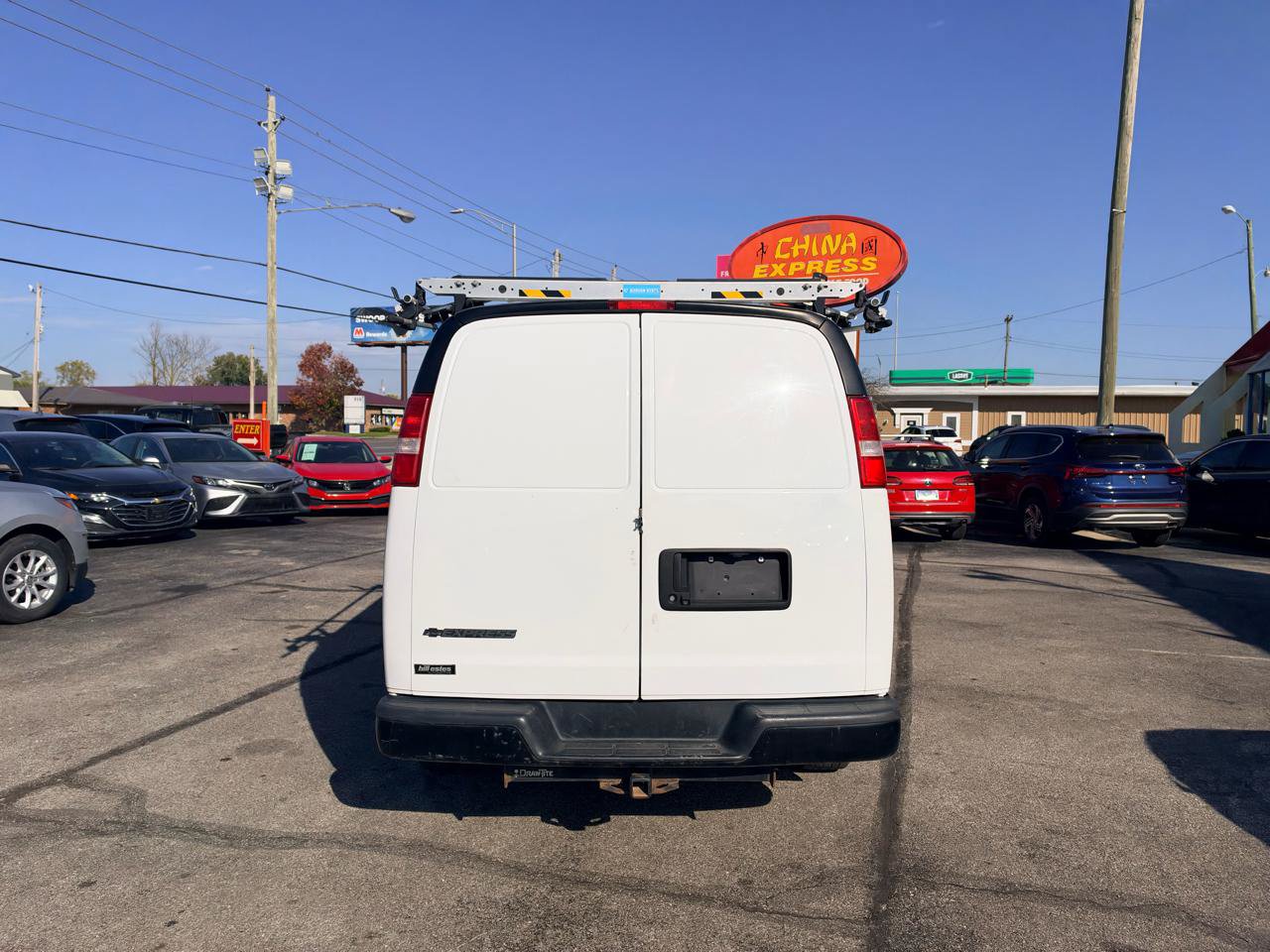 Used 2019 Chevrolet Express 2500 Extended w/ Communications Package RWD image 9
