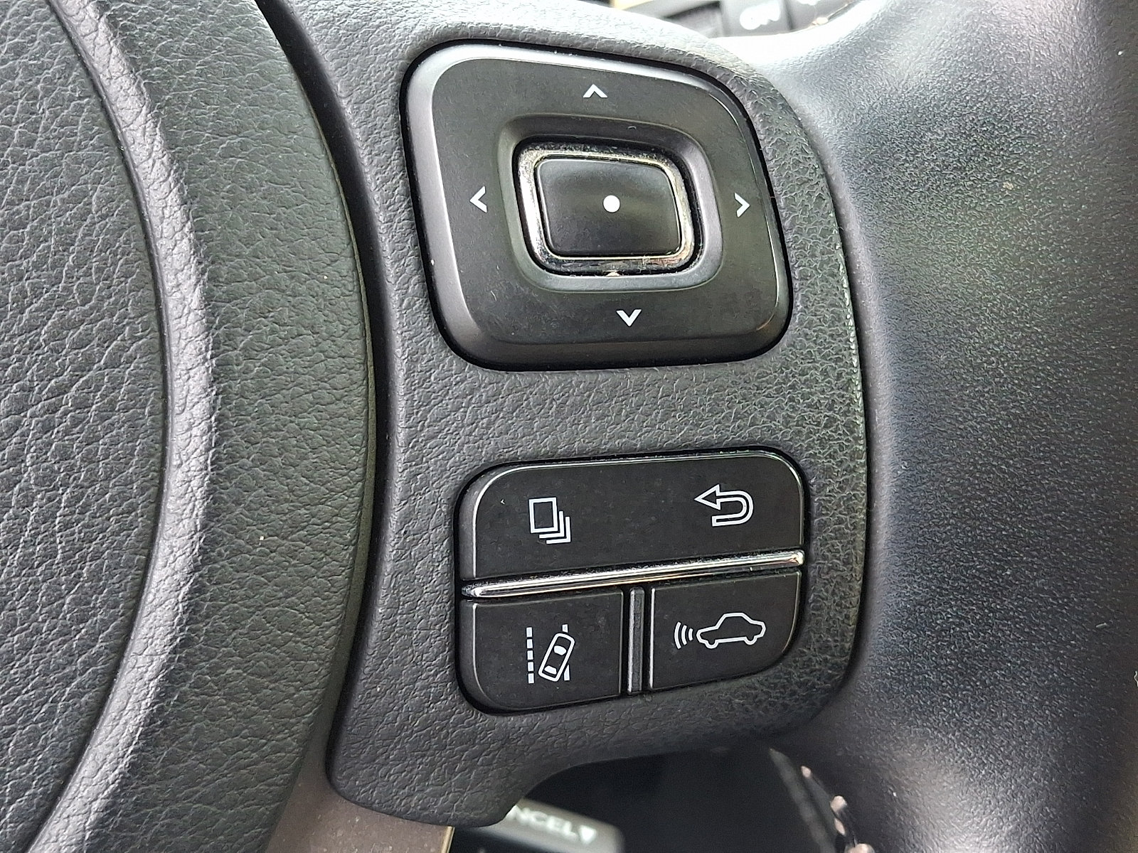 Used 2021 Lexus NX 300h AWD w/ Premium Package image 22