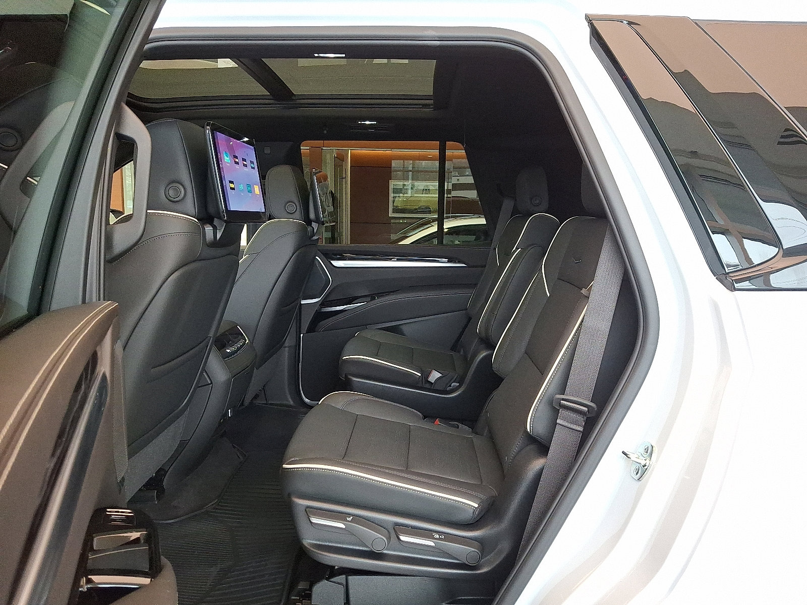 New 2026 Cadillac Escalade Sport w/ Touring Package image 7