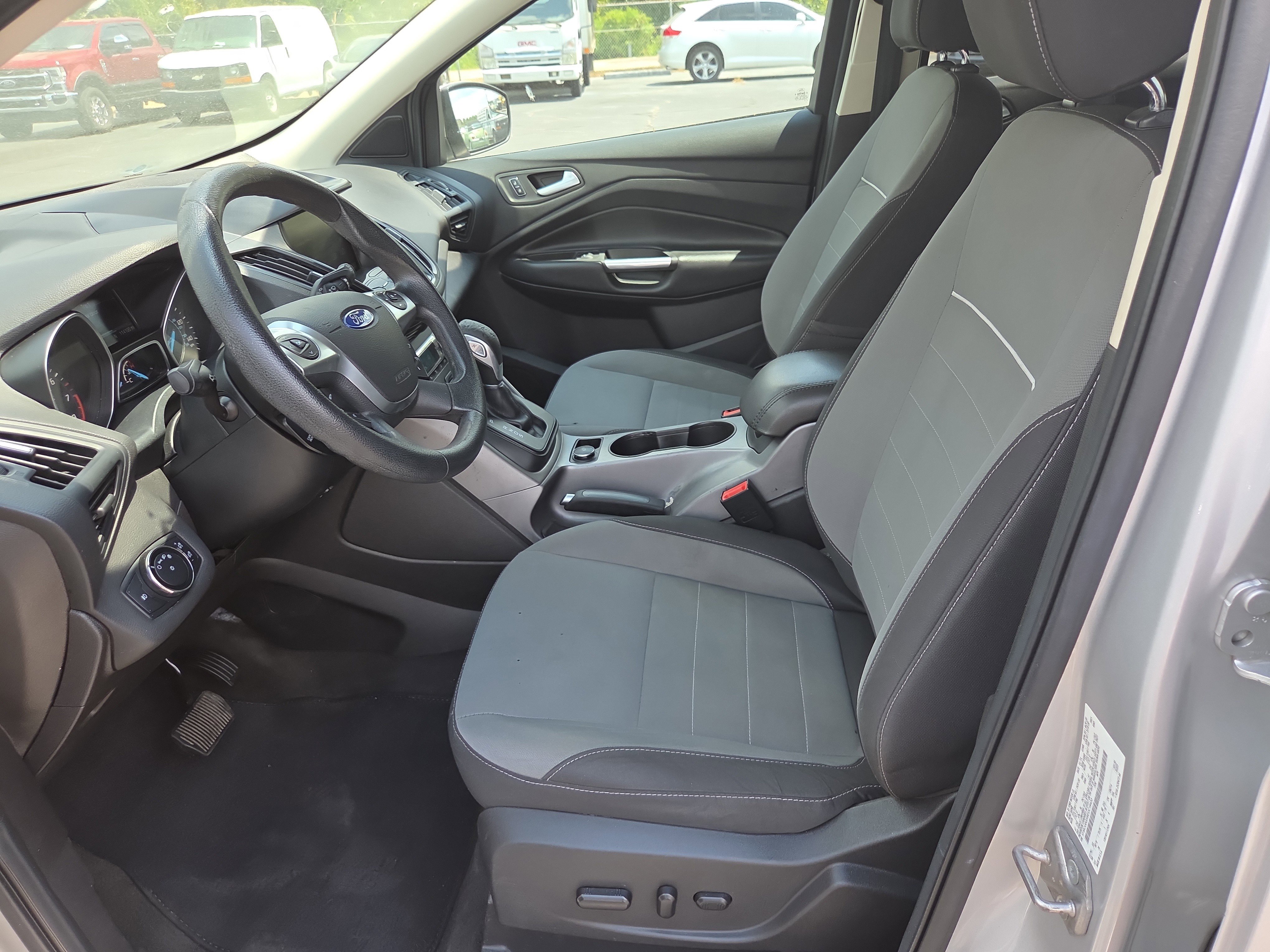 Used 2014 Ford Escape SE w/ Equipment Group 201A image 10
