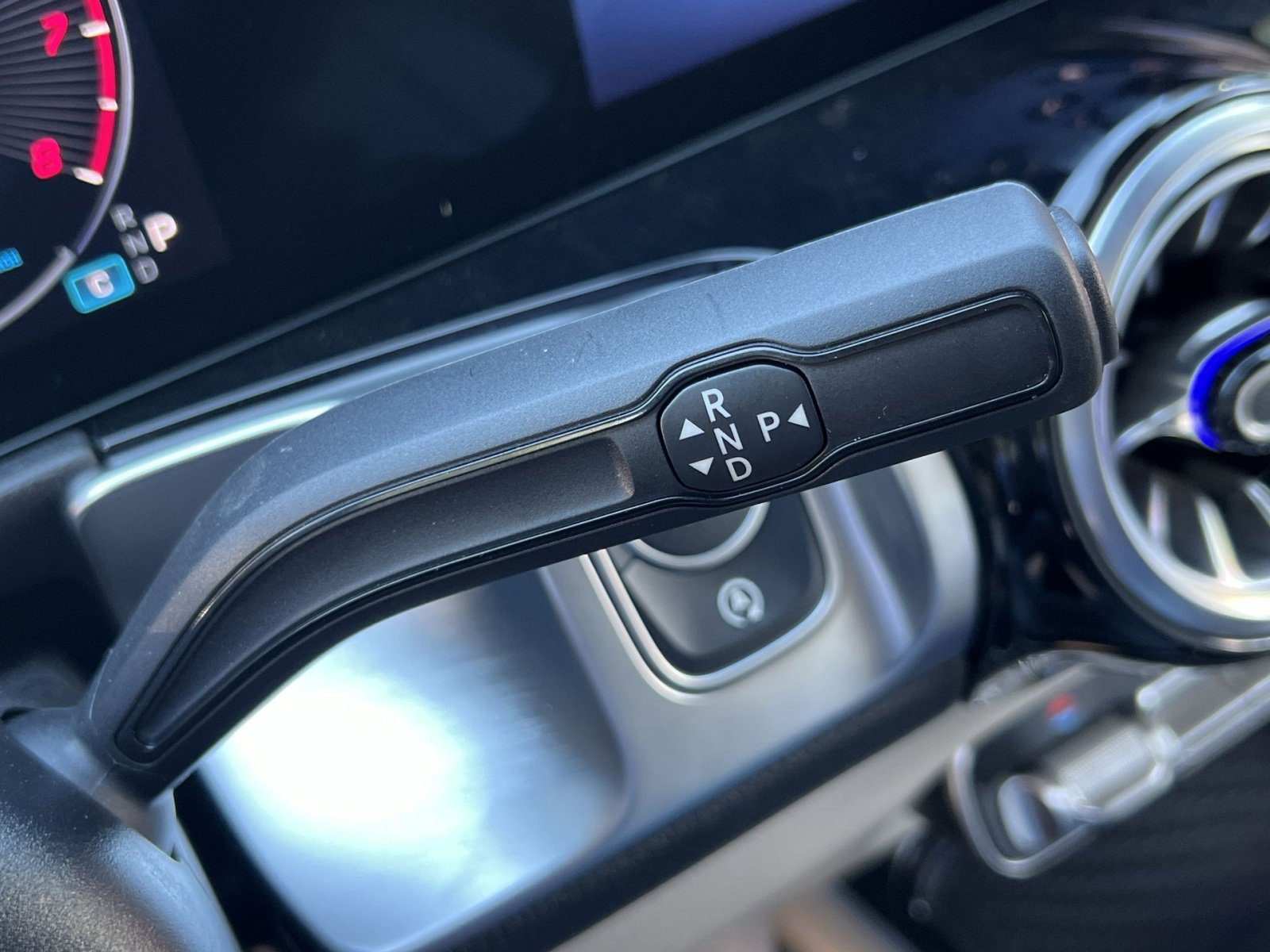 New 2026 Mercedes-Benz GLB 250 4MATIC image 27