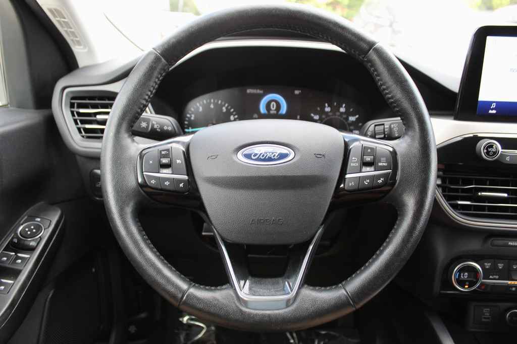 Used 2021 Ford Escape SEL FWD image 16
