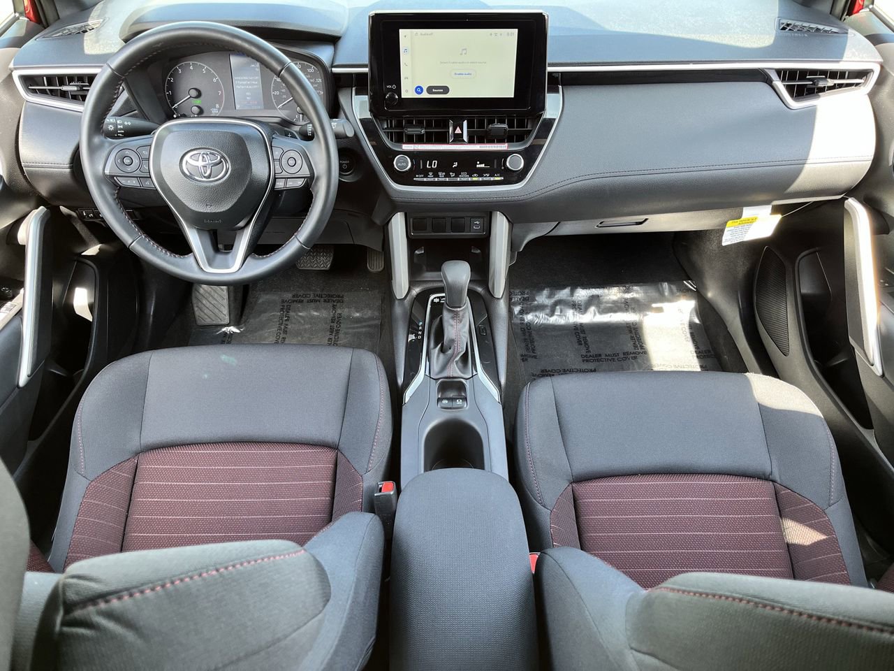 Used 2025 Toyota Corolla Cross AWD Hybrid image 9